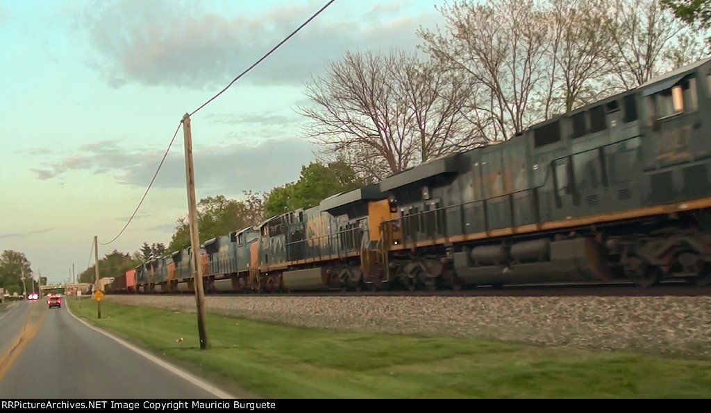 CSX 6 Locomotives at the front